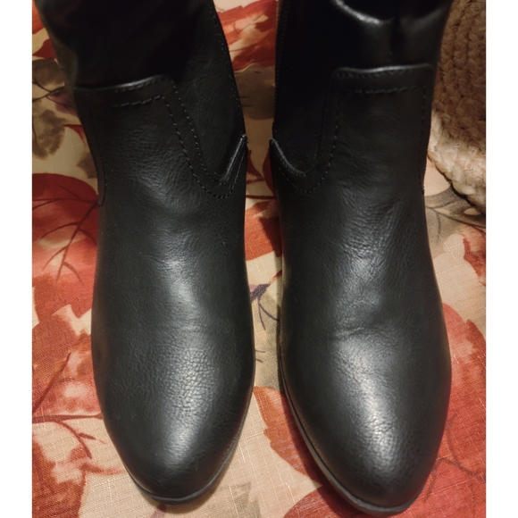 NWT! CLIFFS - By White Mountain Fayla - Picture 7 of 9